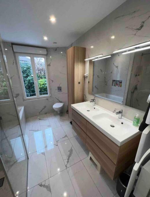 C - Maison 10 Min Paris Expo - 5 Rooms/5 Beds Аркёй Экстерьер фото